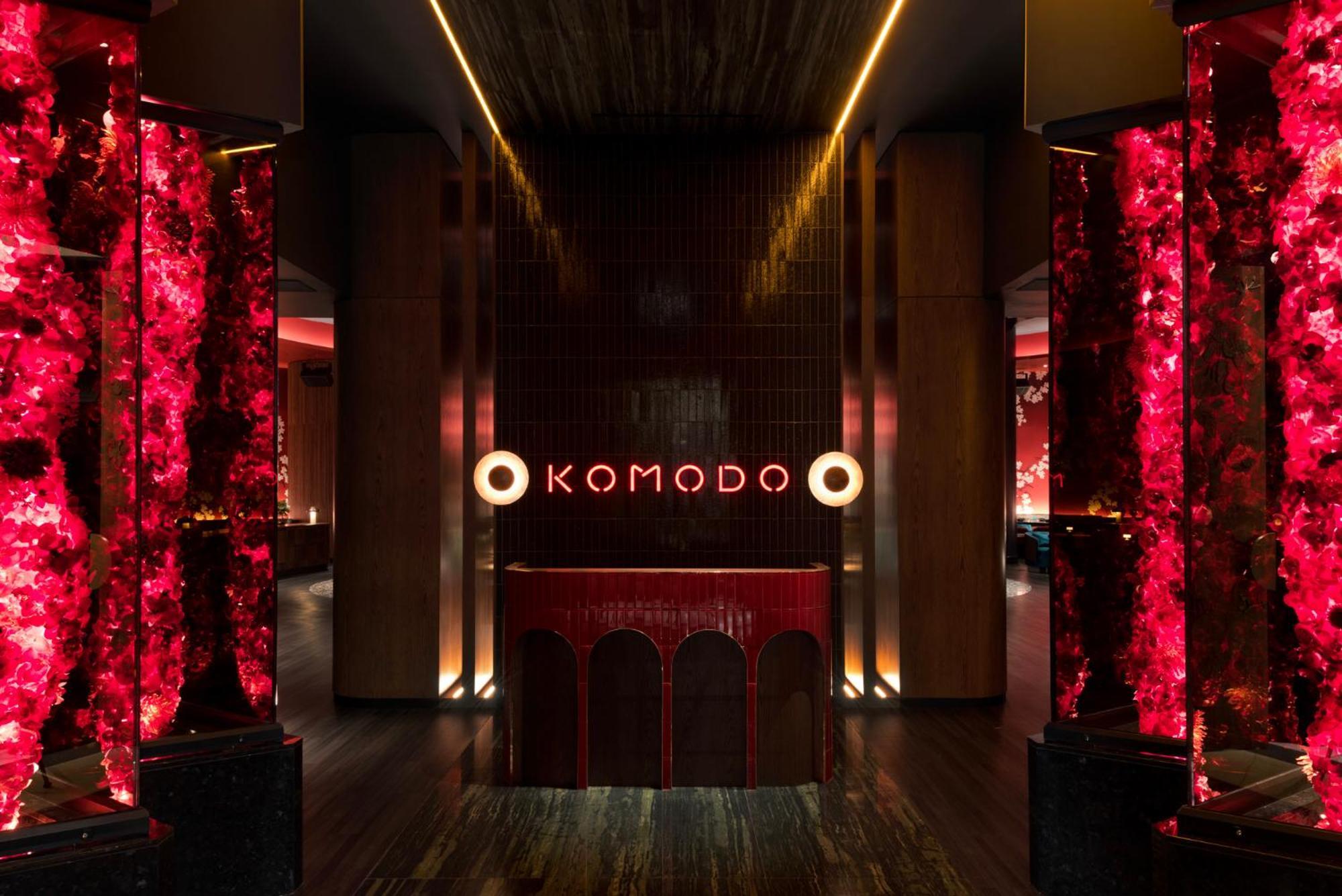 Fontainebleau ลาสเวกัส ภายนอก รูปภาพ Komodo