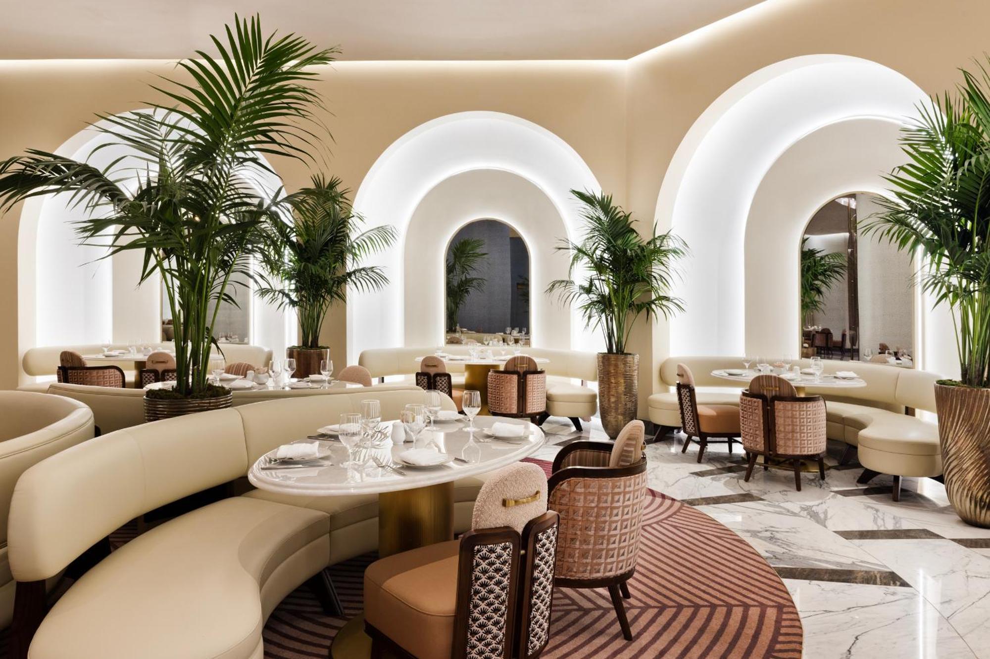 Fontainebleau ลาสเวกัส ภายนอก รูปภาพ The interior of the restaurant