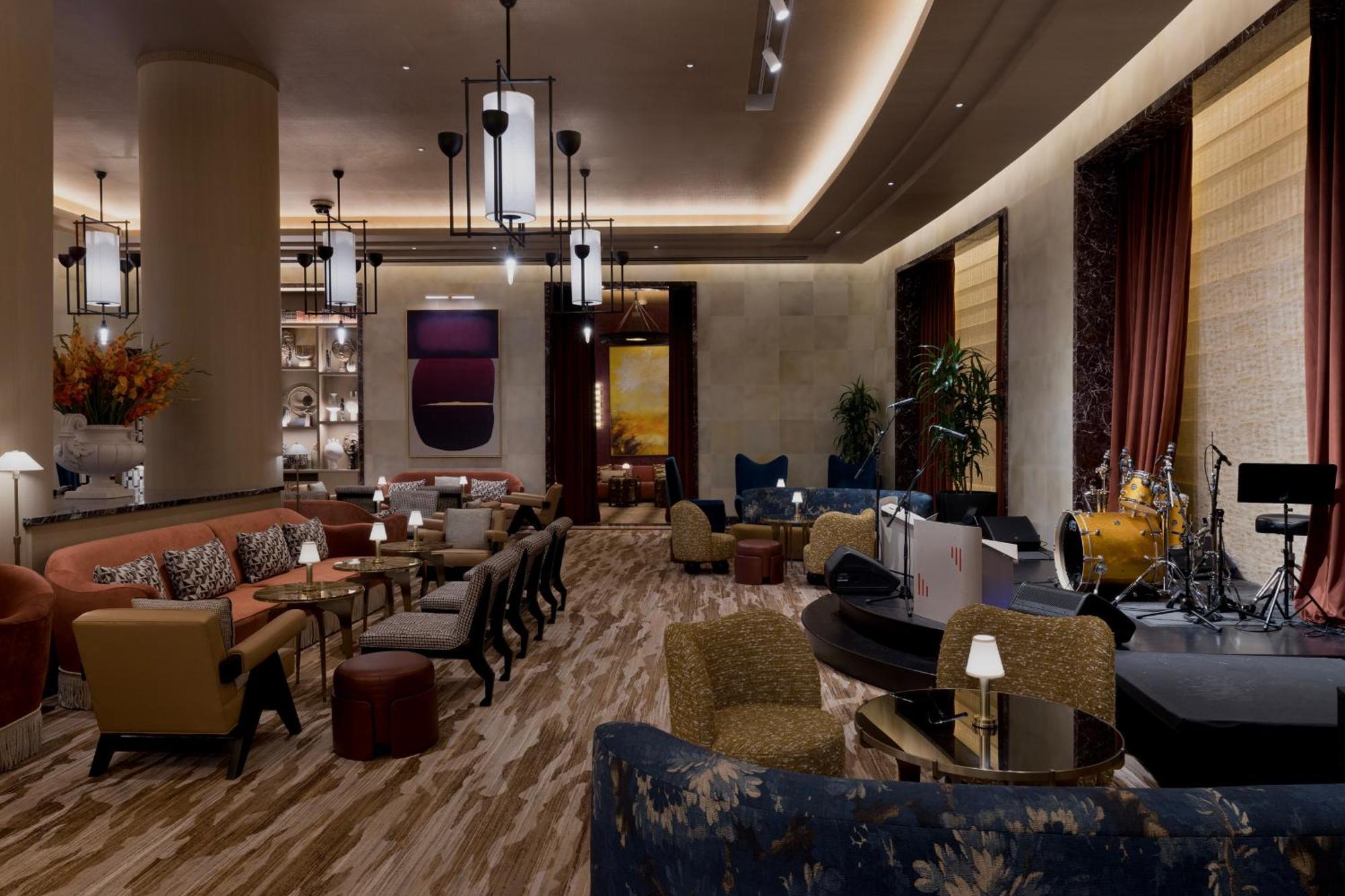 Fontainebleau ลาสเวกัส ภายนอก รูปภาพ The interior of the restaurant